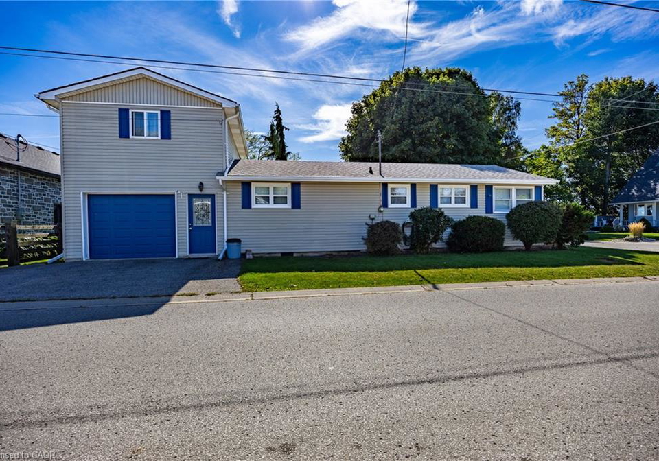 2035-erie-street-port-dover-ontario-40778567