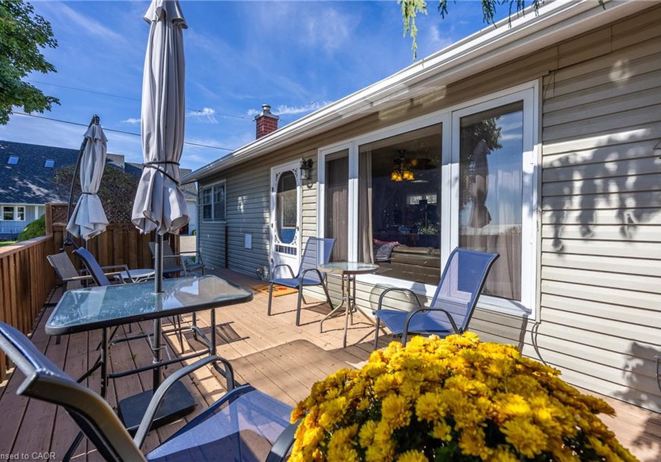 2035-erie-street-port-dover-ontario-40778567