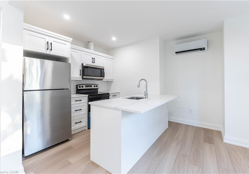 10-bay-avenue-welland-ontario-40778591