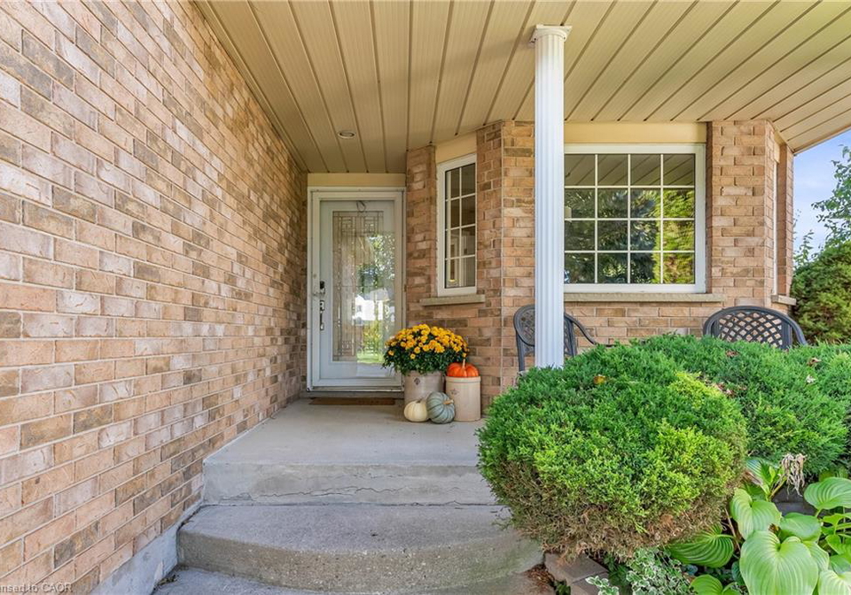 214-dartmoor-crescent-waterloo-ontario-40778598