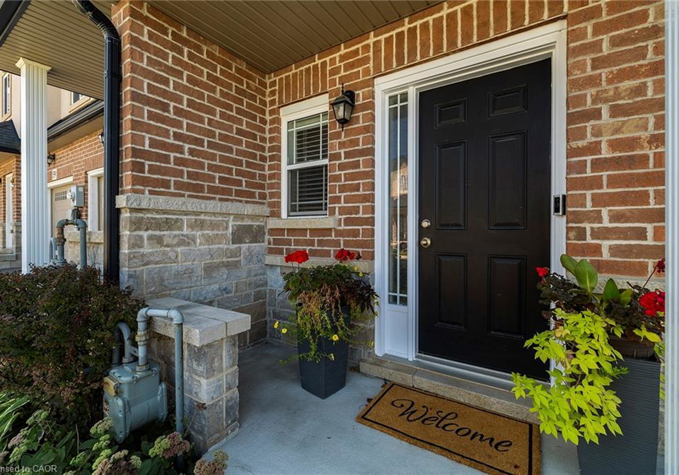 9-hampton-brook-way-mount-hope-ontario-40778611