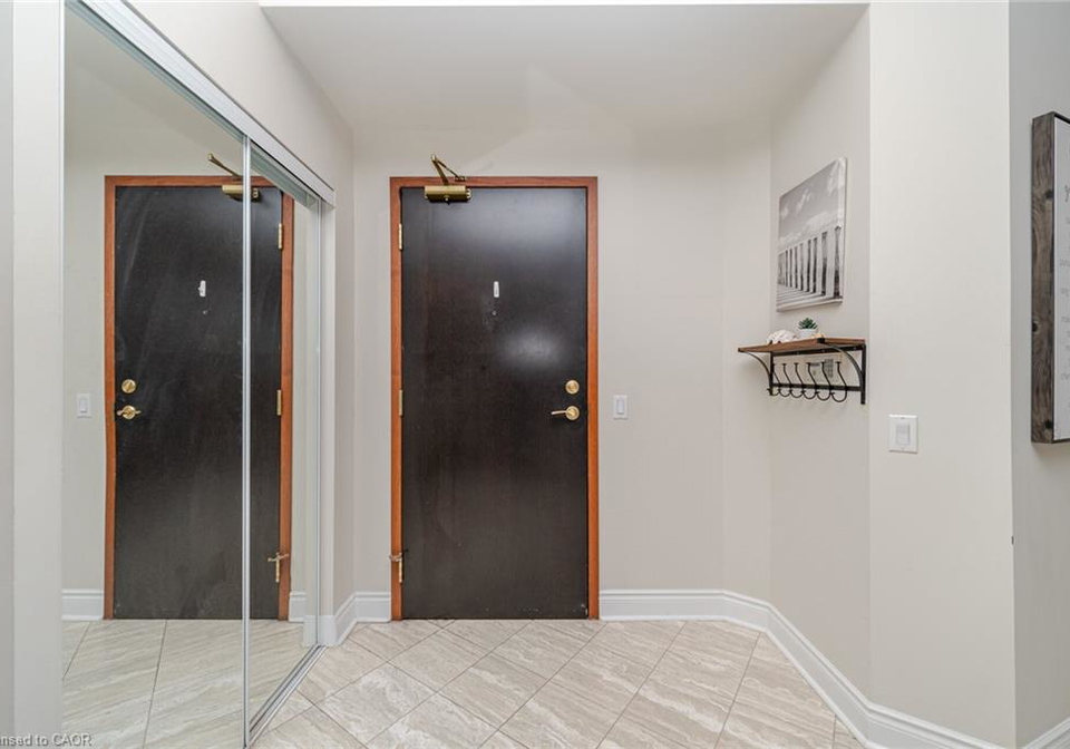 1-belvedere-court-brampton-ontario-40778632