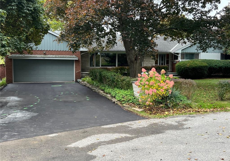 132-hillcrest-avenue-flamborough-ontario-40778719