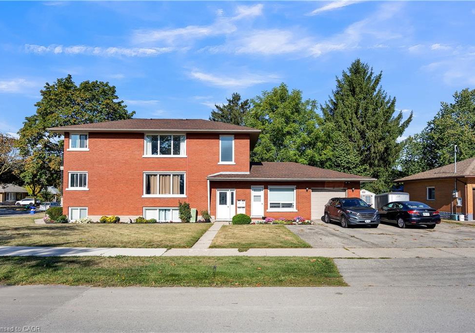 434-greenfield-avenue-kitchener-ontario-40778732