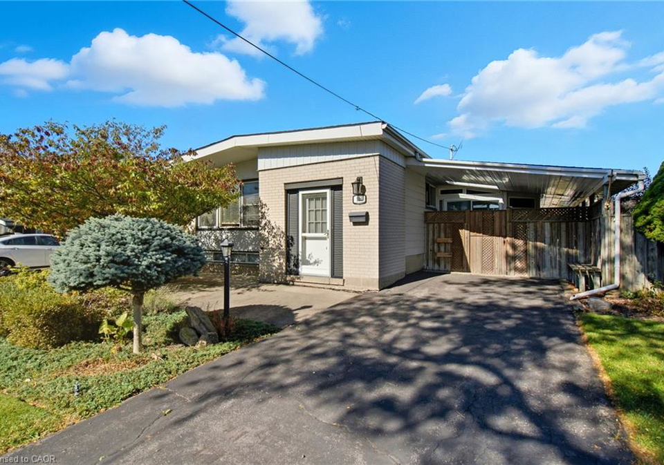 106-fielding-crescent-hamilton-ontario-40778750