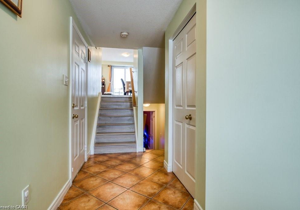 20-max-becker-drive-kitchener-ontario-40778852