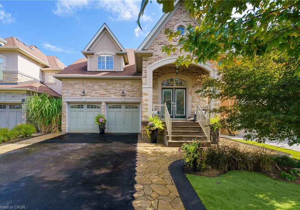 21-shade-forest-trail-hamilton-ontario-40778902