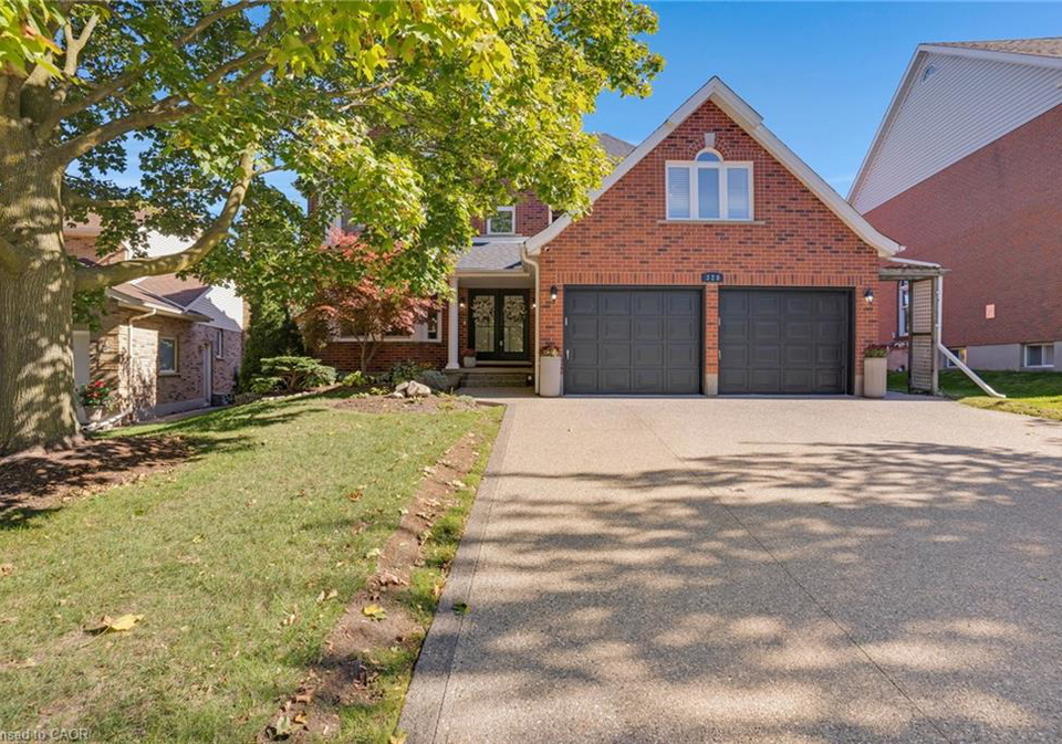 328-wyecroft-boulevard-waterloo-ontario-40778904