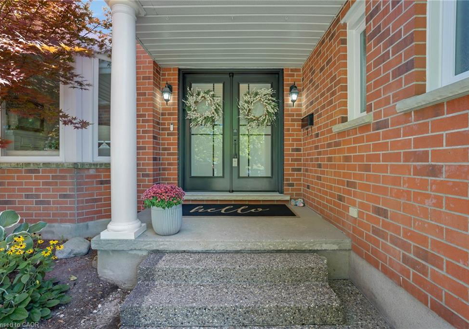 328-wyecroft-boulevard-waterloo-ontario-40778904