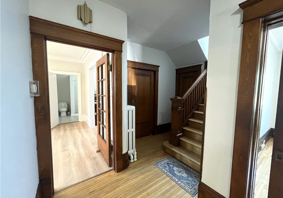 361-queen-street-s-kitchener-ontario-40778949
