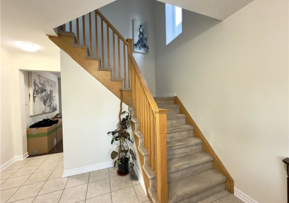 386-grovehill-crescent-kitchener-ontario-40779119