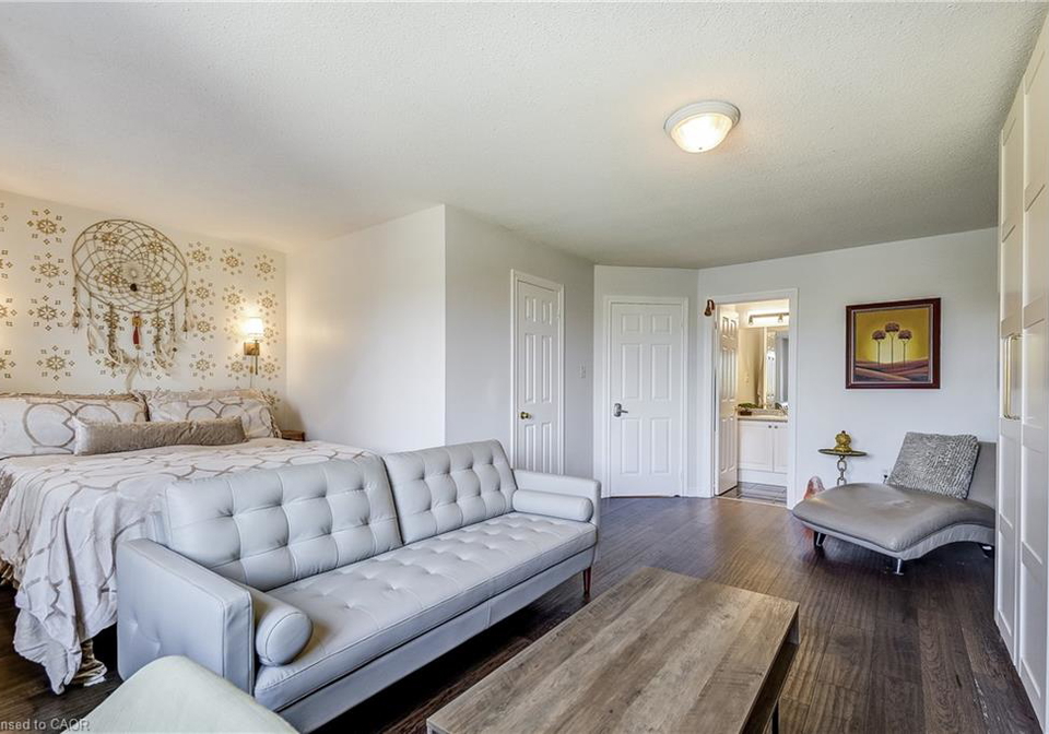 2511-boros-road-burlington-ontario-40779137