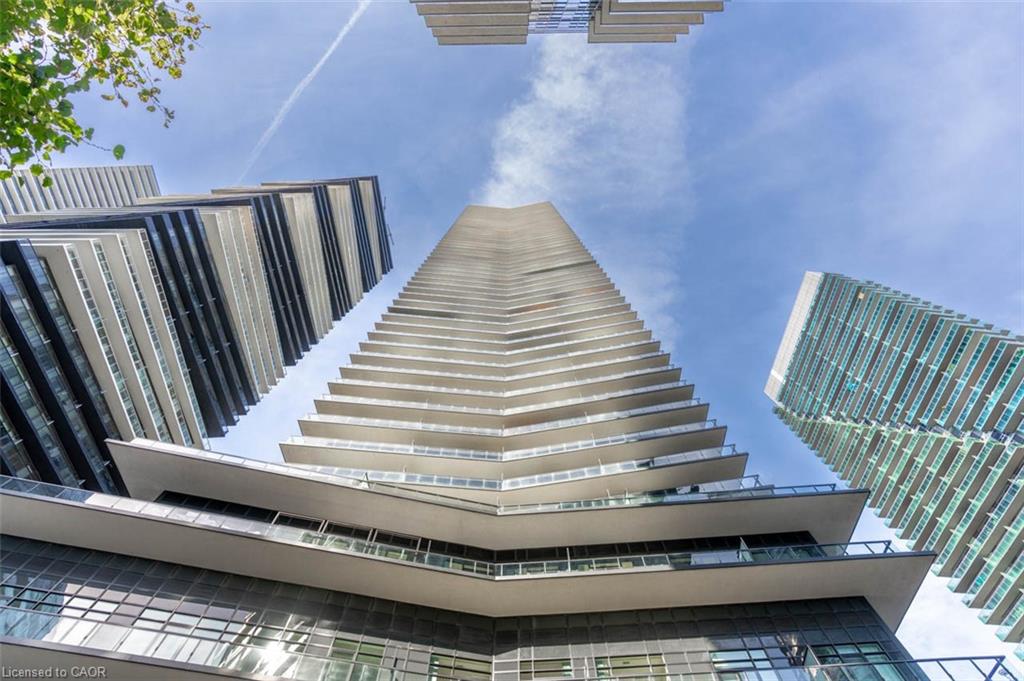 38-annie-craig-drive-toronto-ontario-40779167