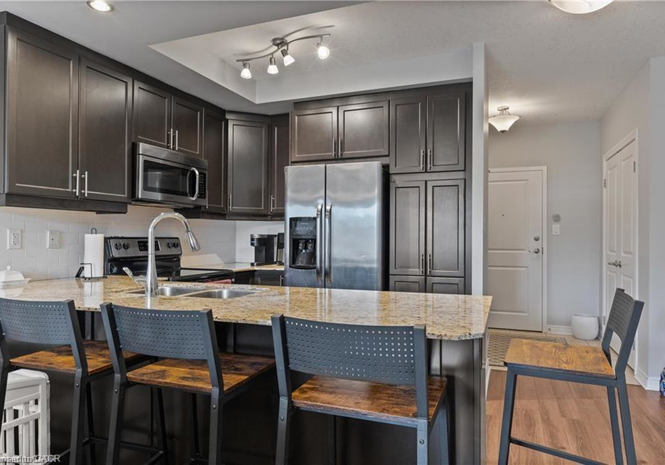 539-belmont-avenue-w-kitchener-ontario-40779182