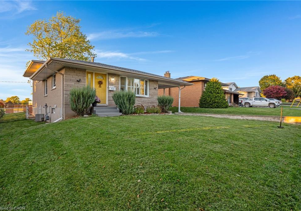 918-westminster-drive-s-cambridge-ontario-40779233