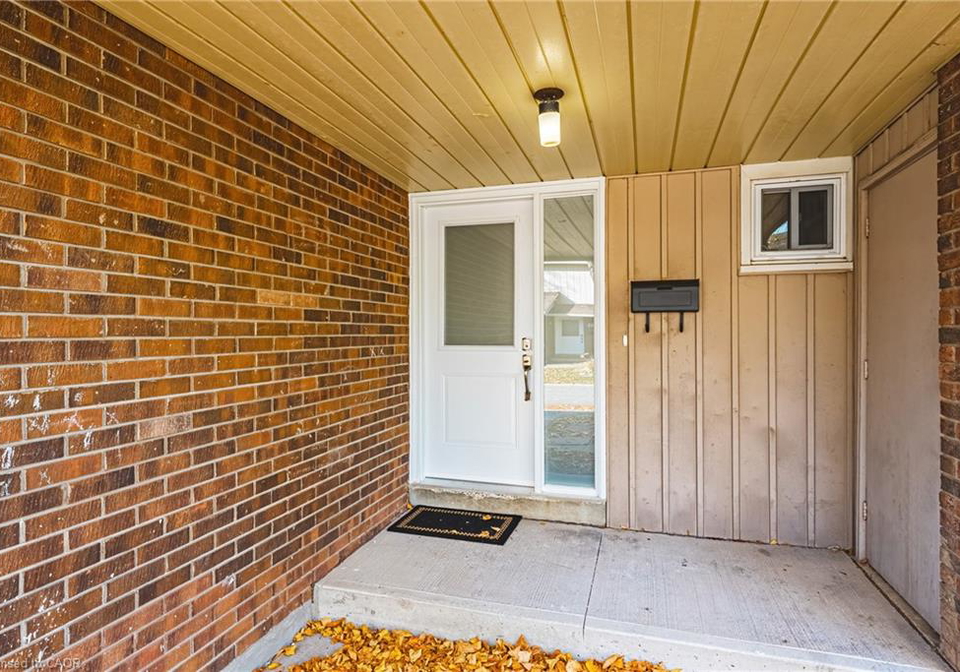 5033-pinedale-avenue-burlington-ontario-40779294