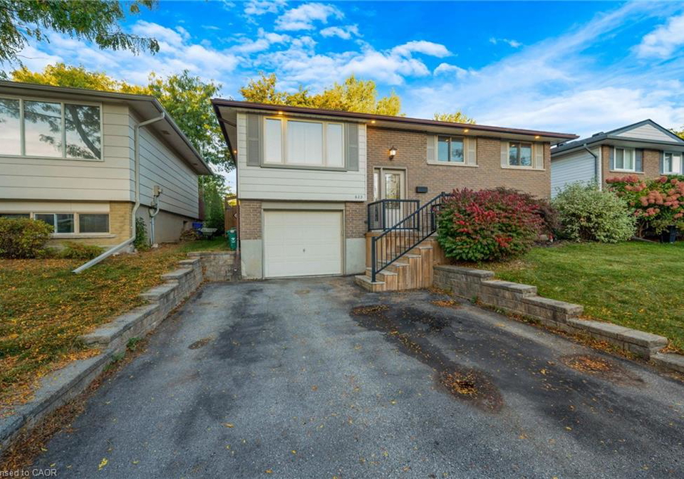 623-pioneer-drive-kitchener-ontario-40779318