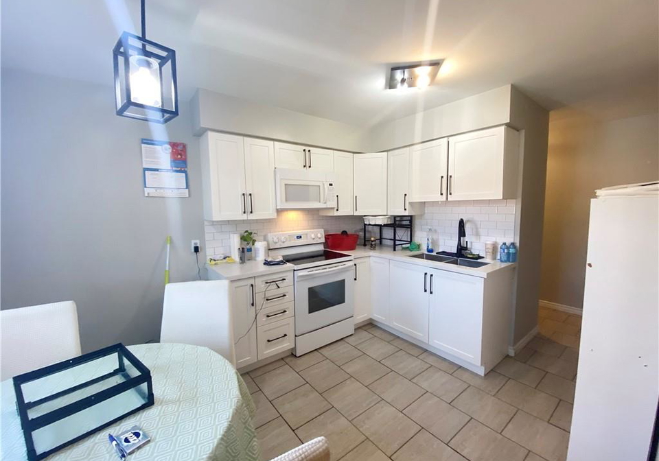 163-chandler-drive-kitchener-ontario-40779446