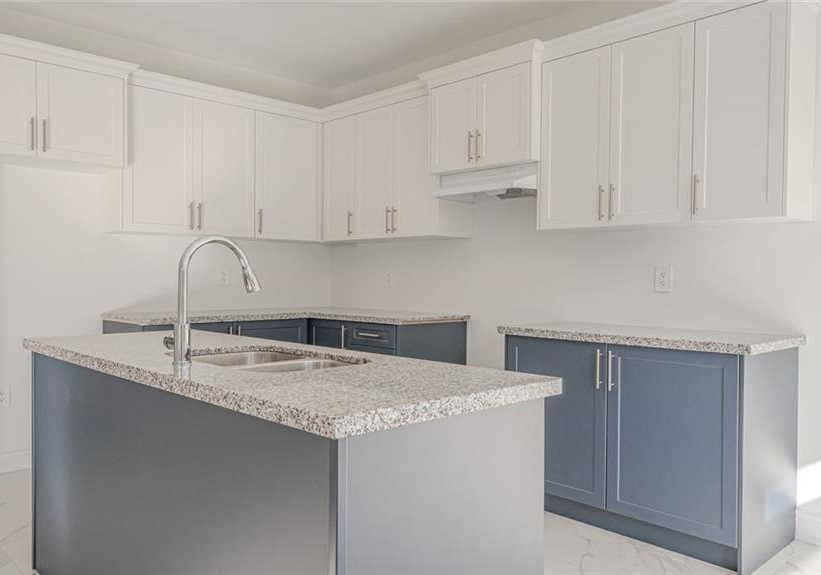 2988-monarch-drive-orillia-ontario-40779452
