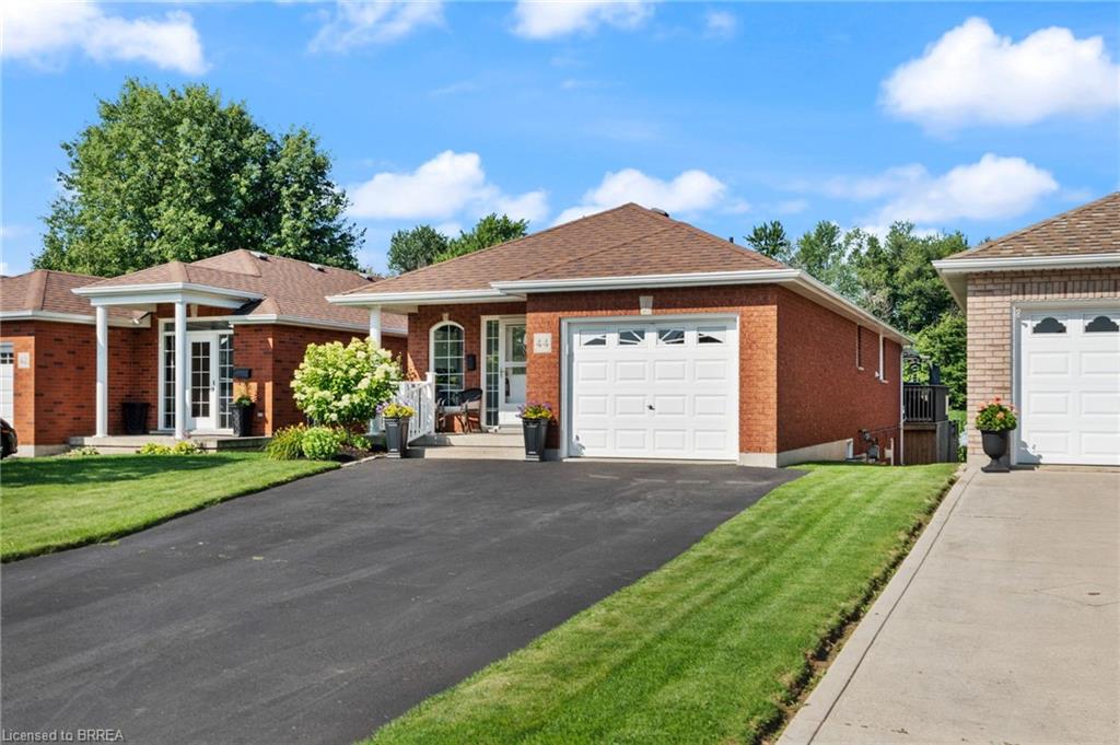 44-macpherson-drive-paris-ontario-40779469