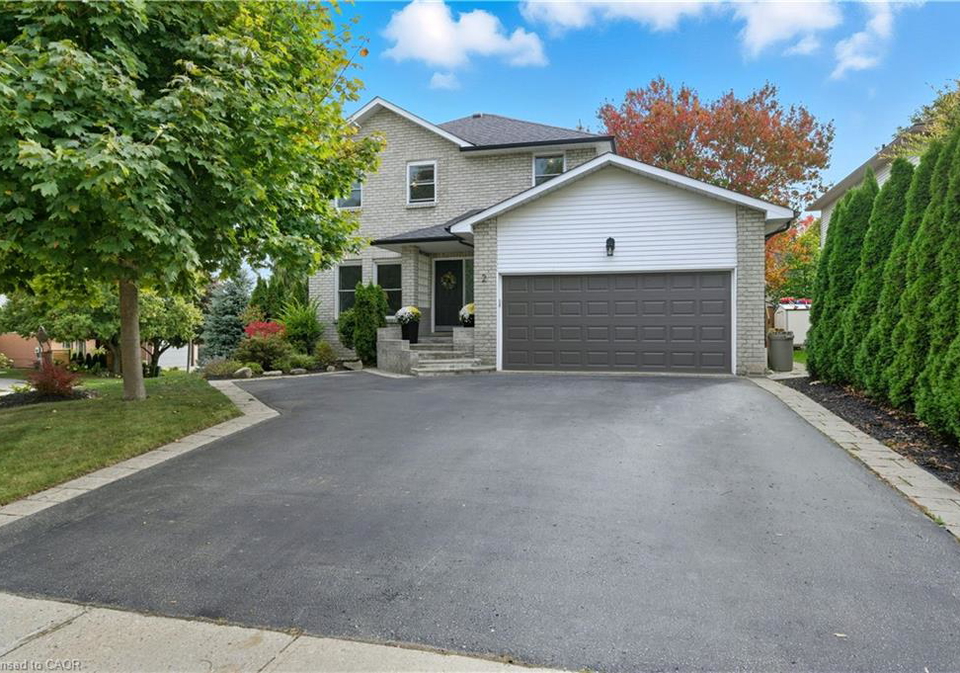 2-giffin-road-dundas-ontario-40779616