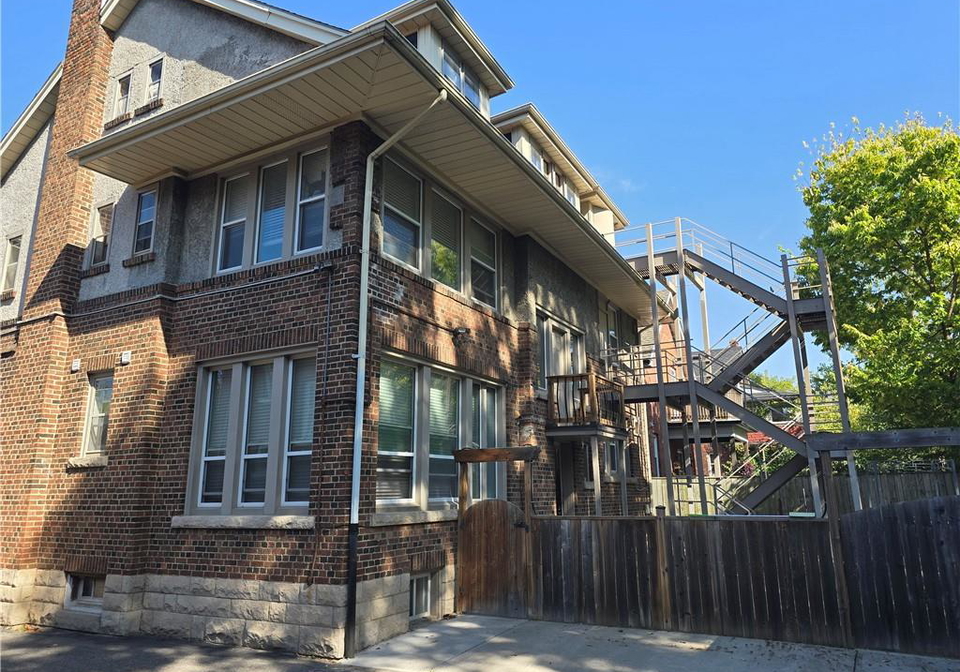 145-sheridan-street-brantford-ontario-40779629