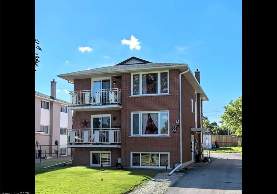 86-carnaby-crescent-kitchener-ontario-40779717