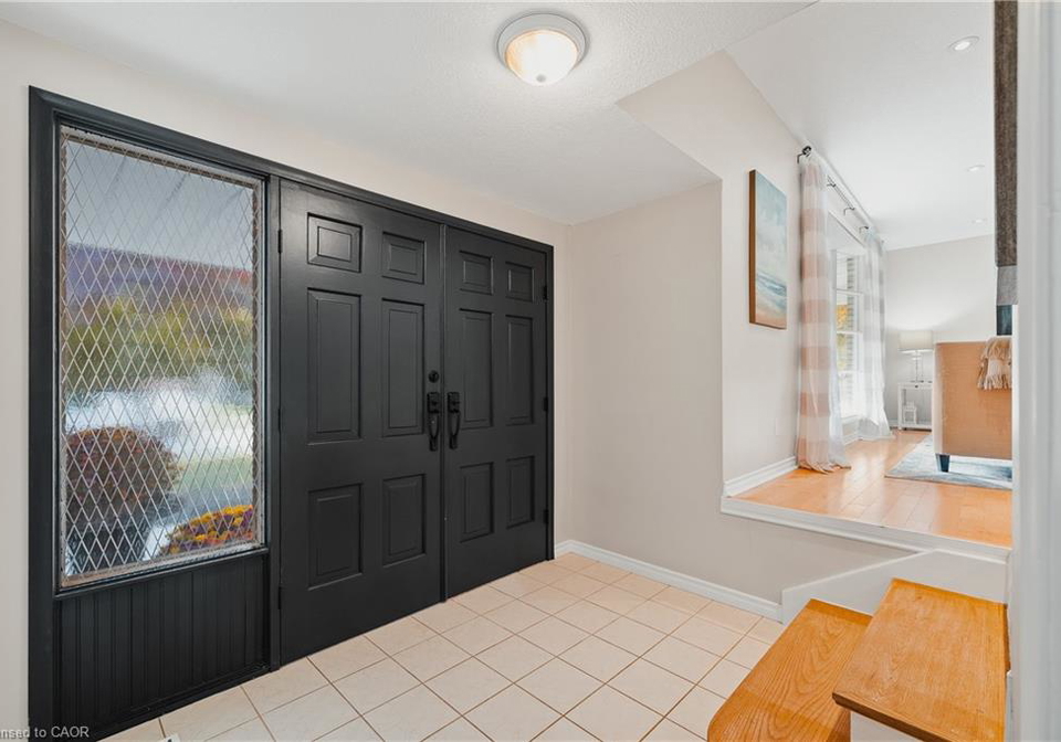 26-nightingale-crescent-elmira-ontario-40779805