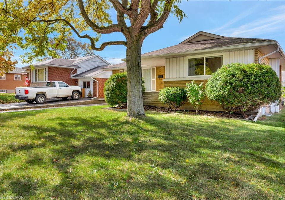 266-franklin-street-n-kitchener-ontario-40779980