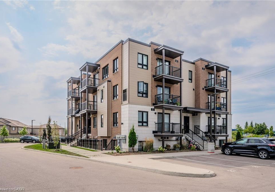 1331-countrystone-drive-kitchener-ontario-40779983