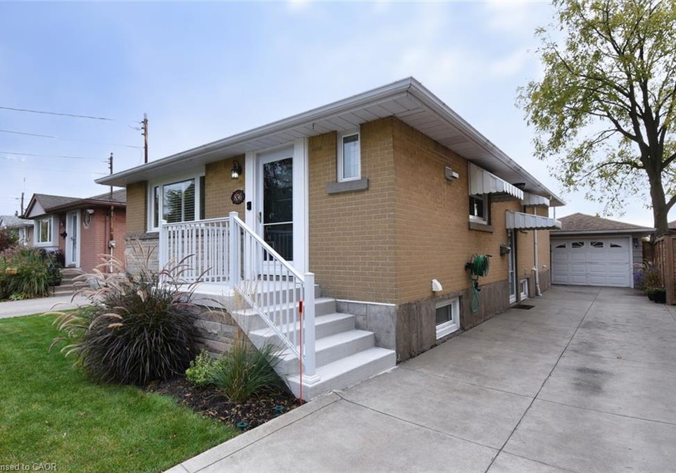 836-brucedale-avenue-e-hamilton-ontario-40780002