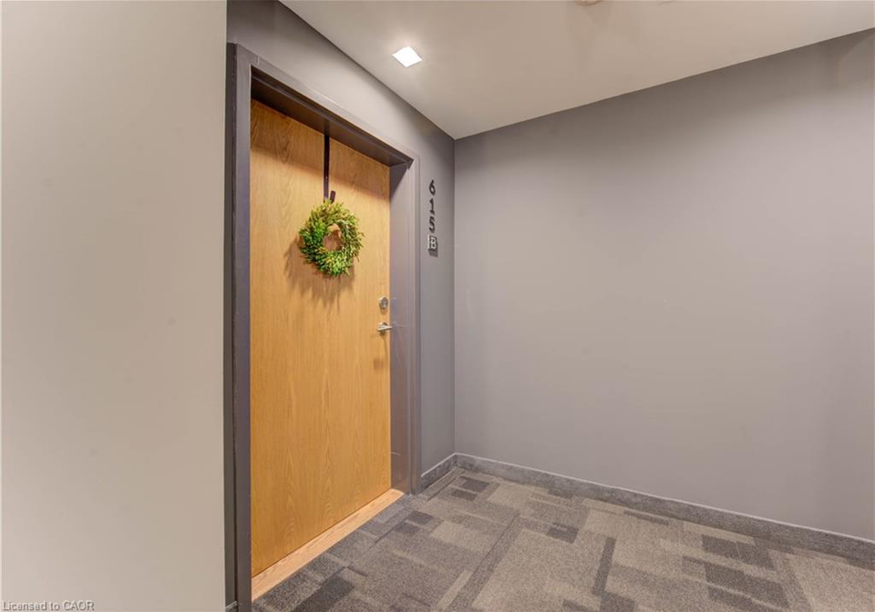 247-northfield-drive-e-waterloo-ontario-40780019