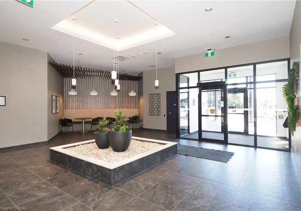 525-new-dundee-road-kitchener-ontario-40780069