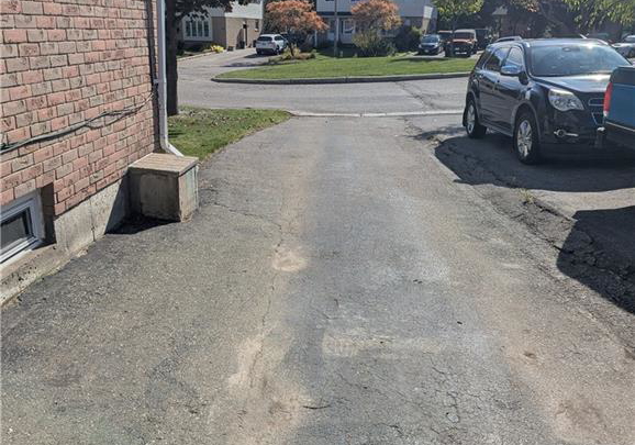 18-calais-place-kitchener-ontario-40780090