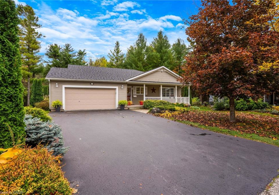 121-bushmill-circle-freelton-ontario-40780158