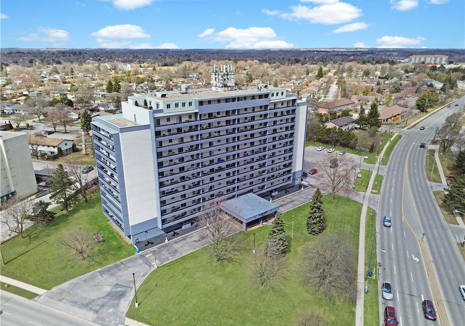 640-west-street-brantford-ontario-40780214