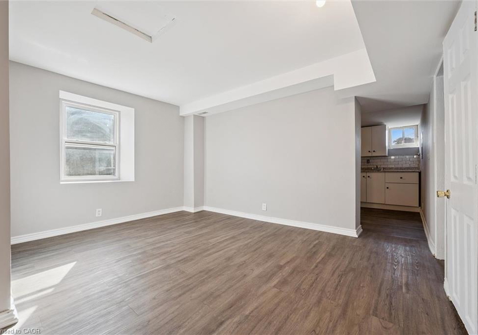 906-king-street-e-cambridge-ontario-40780239