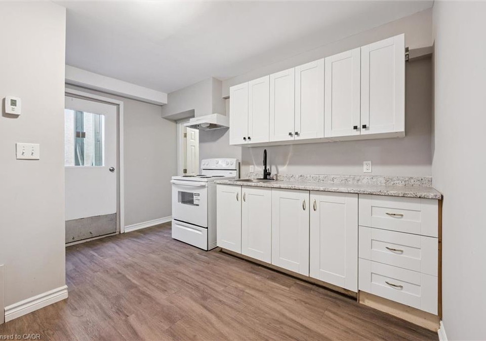 902-king-street-e-cambridge-ontario-40780241