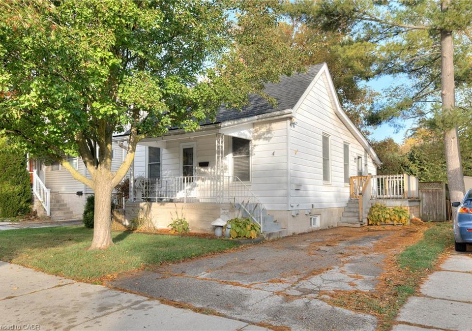 4-francis-street-cambridge-ontario-40780389