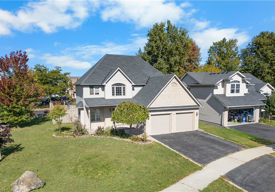 76-rochelle-crescent-fort-erie-ontario-40780396