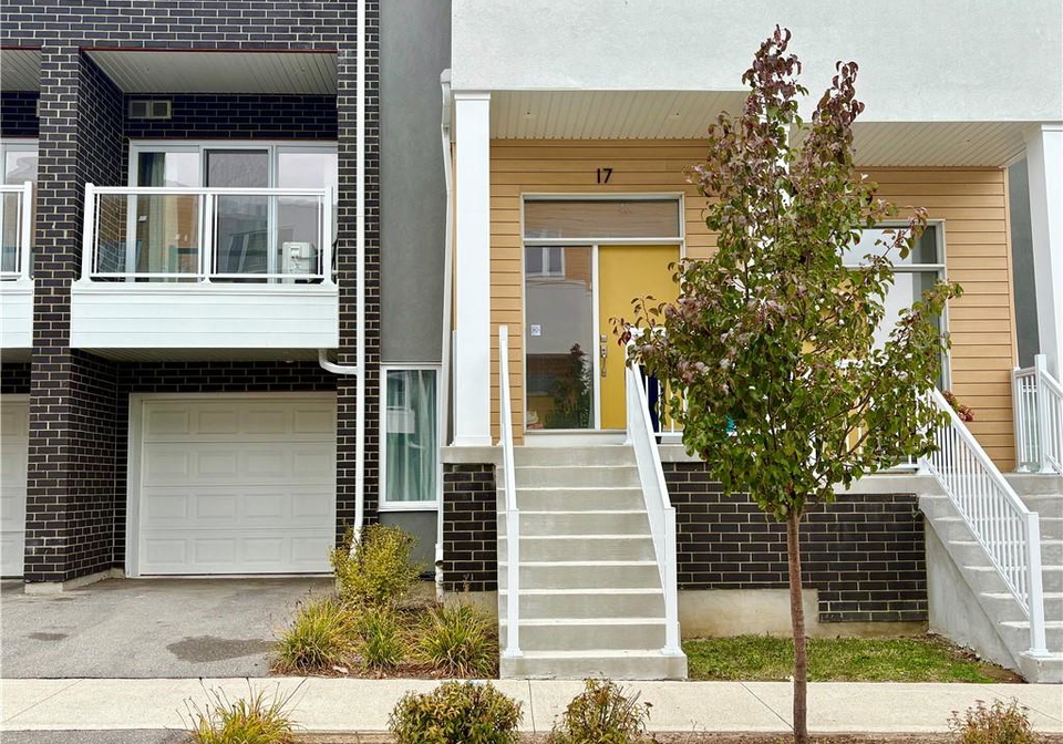 17-visionary-avenue-kitchener-ontario-40780430