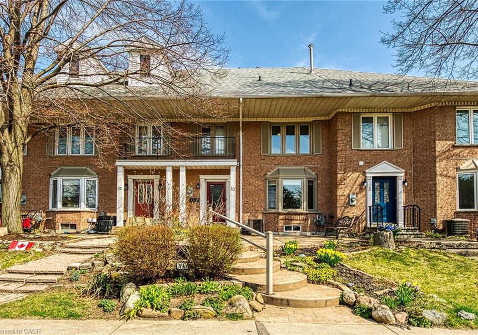 10-edgewater-drive-stoney-creek-ontario-40780434