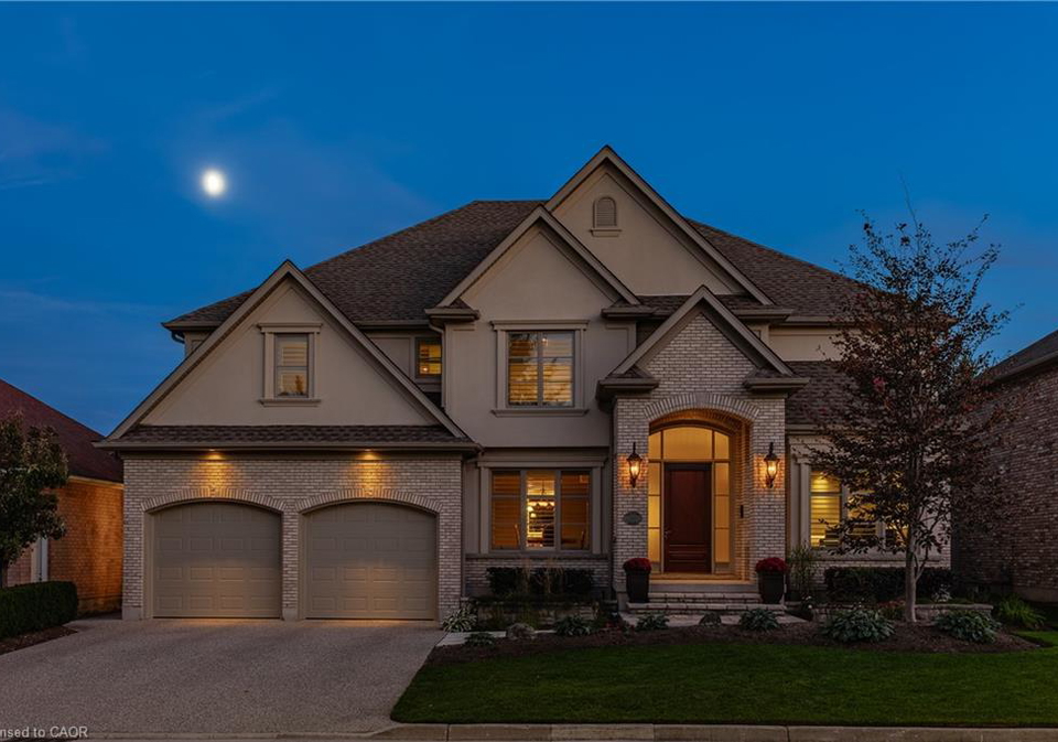 541-falconridge-crescent-kitchener-ontario-40780468
