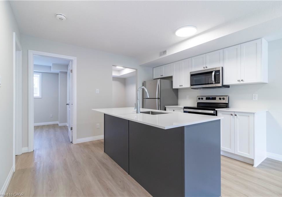 410-northfield-drive-w-waterloo-ontario-40780482