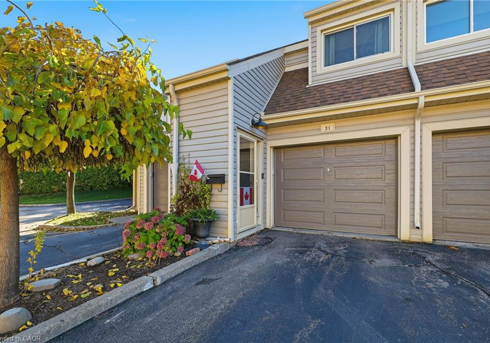 337-kingswood-drive-kitchener-ontario-40780487