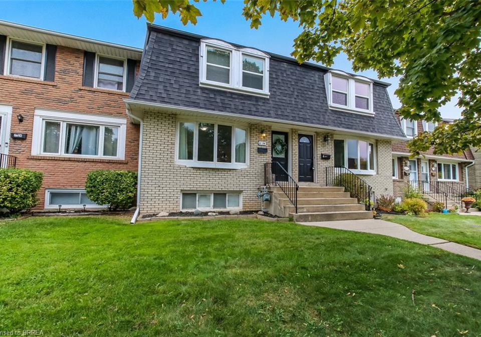 24-coachwood-road-brantford-ontario-40780493