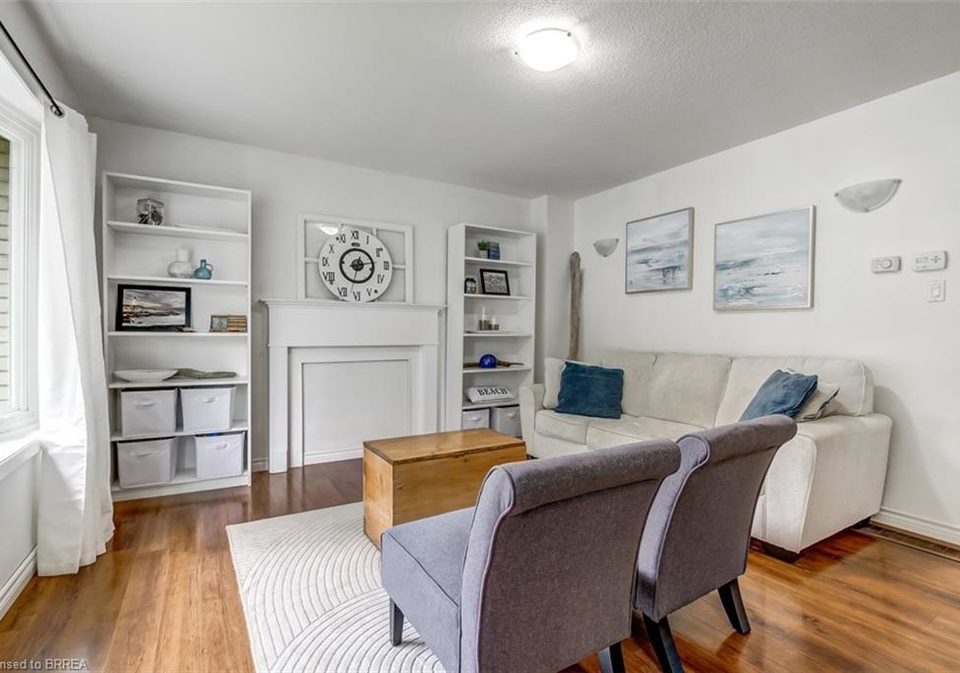 24-coachwood-road-brantford-ontario-40780493