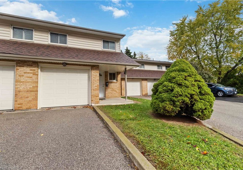 671-west-street-brantford-ontario-40780663