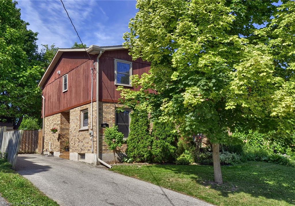 16-hungerford-road-cambridge-ontario-40780677