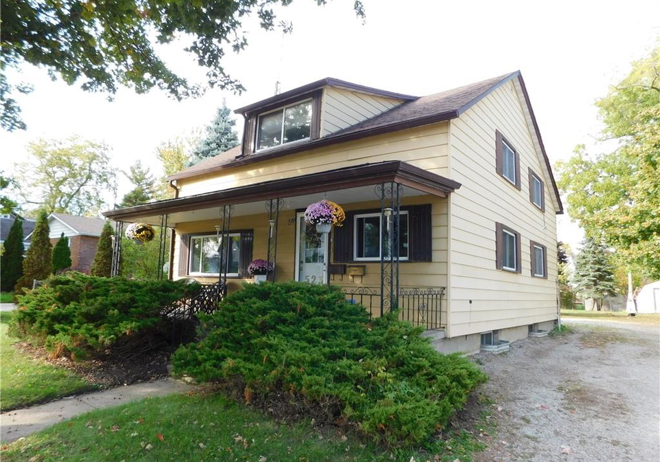 523-broad-st-e-street-e-dunnville-ontario-40780684